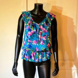 K SCION MULTI-COLOR FLORAL PRINT DESIGN V-NECKLINE TOP